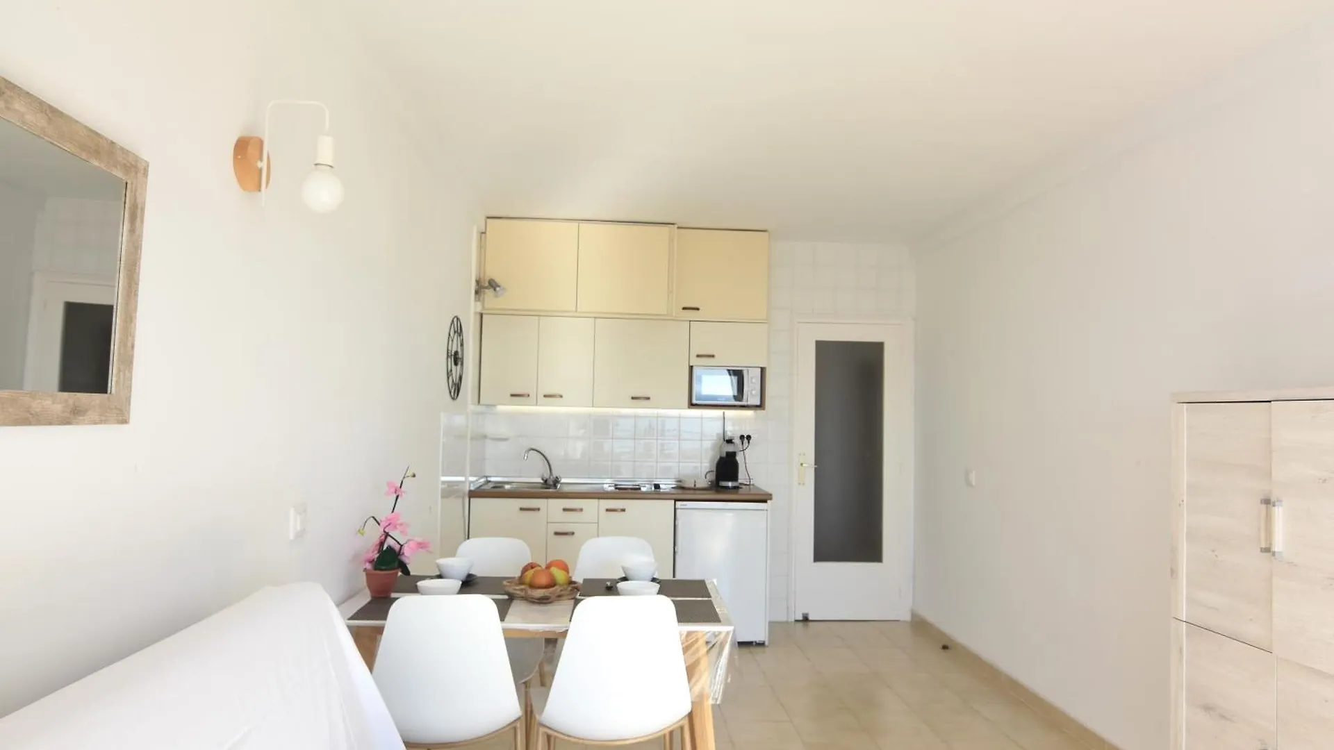 Rnet - Meda Chica - Vista Mar Apartment Roses