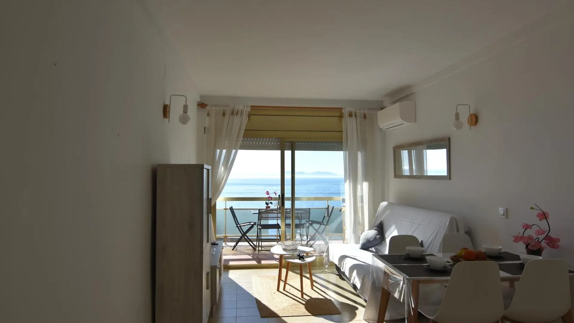 Rnet - Meda Chica - Vista Mar Apartment Roses